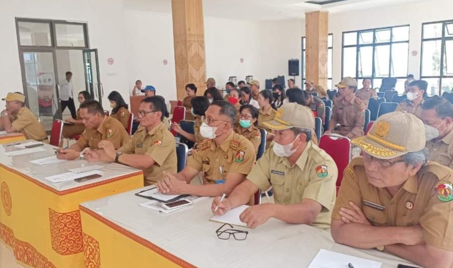 Wakil Bupati Toraja Utara Pimpin Rapat Panitia Natal Kabupaten