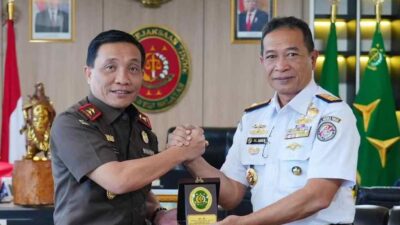 Kajati Sulsel Leonard Eben Ezer Simanjuntak Terima Kunjungan Kepala Markas Zona Badan Keamanan Laut Tengah RI