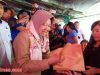 Berkunjung ke Lokasi Longsor, Mensos Tri Risma Beri Santunan dan Janjikan Relokasi Rumah Korban di Tana Toraja
